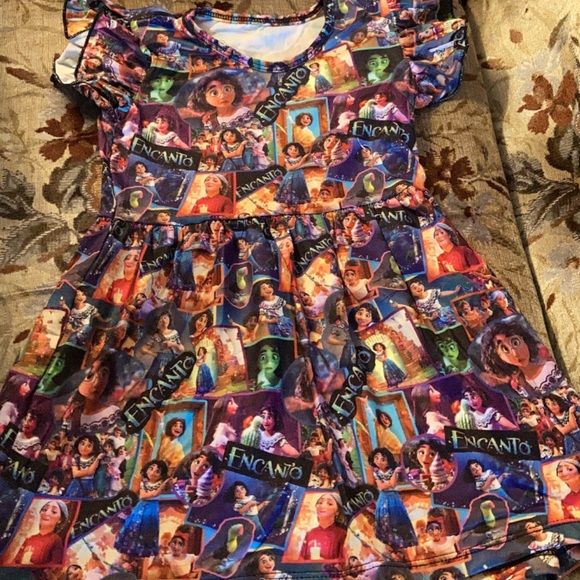 Handmade Encanto Dress - Picture 3 of 7